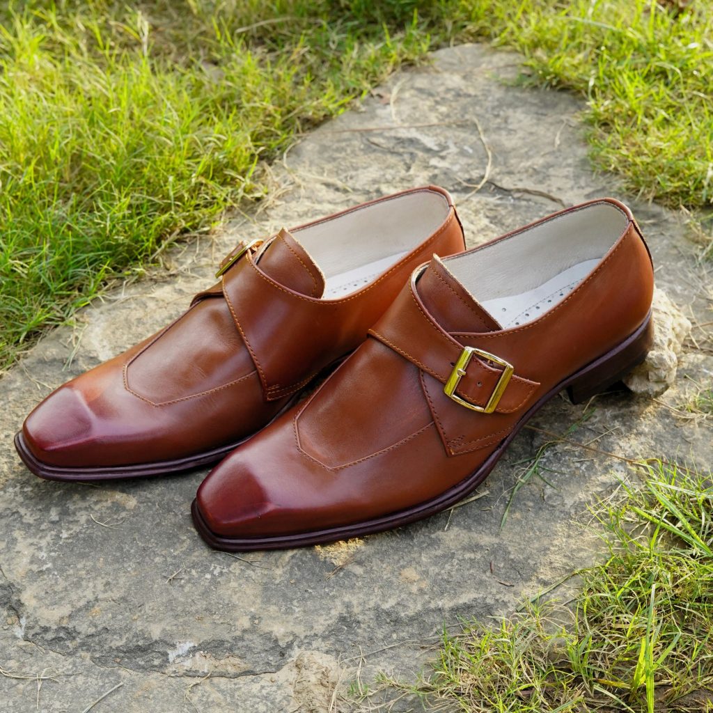 Monk S Buckle TS (MTO)